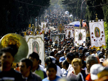 Millones de Peregrinos visitan a la Santisima Virgen de Guadalupe